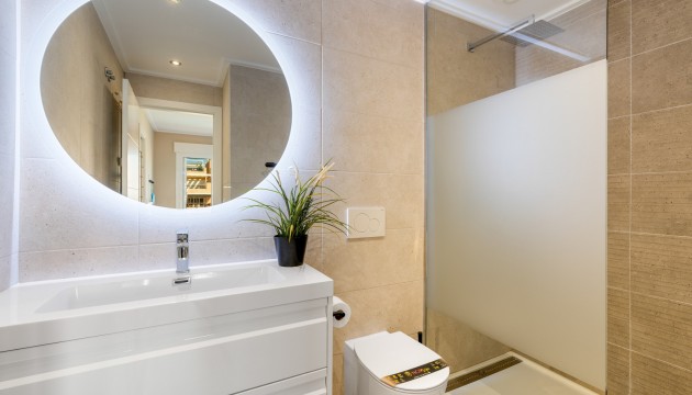 Resale - Apartment - Orihuela Costa - Los Dolses