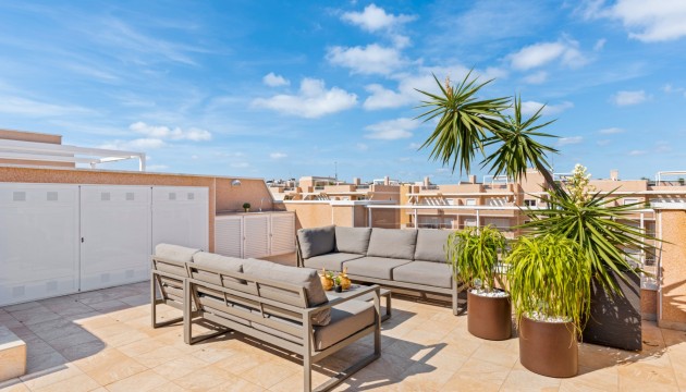 Resale - Apartment - Orihuela Costa - Los Dolses