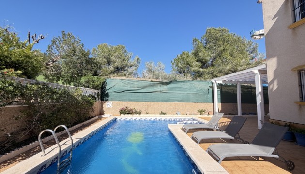 Resale - Detached Villa - Orihuela Costa - Villamartín