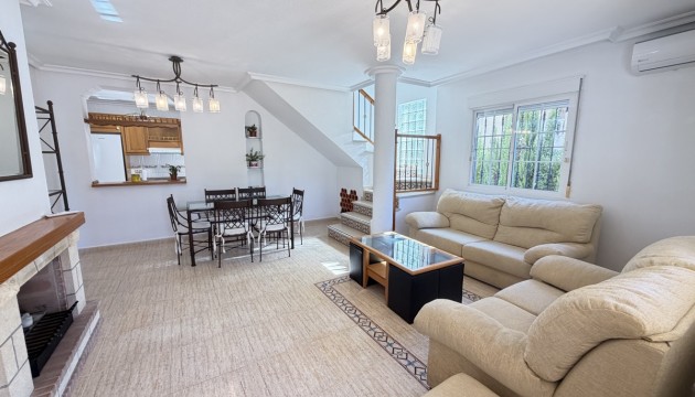 Resale - Detached Villa - Orihuela Costa - Villamartín