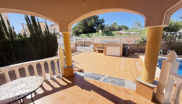 Resale - Detached Villa - Orihuela Costa - Villamartín