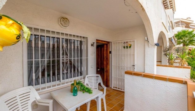 Resale - Apartment - Orihuela Costa - Cabo Roig