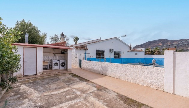 Reventa - Chalet Independiente - Hondón de las Nieves