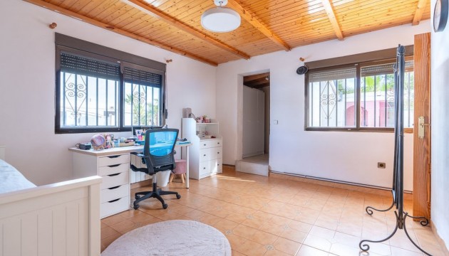 Reventa - Chalet Independiente - Hondón de las Nieves