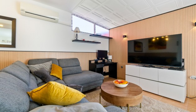 Resale - Townhouse - Orihuela Costa - Villamartín