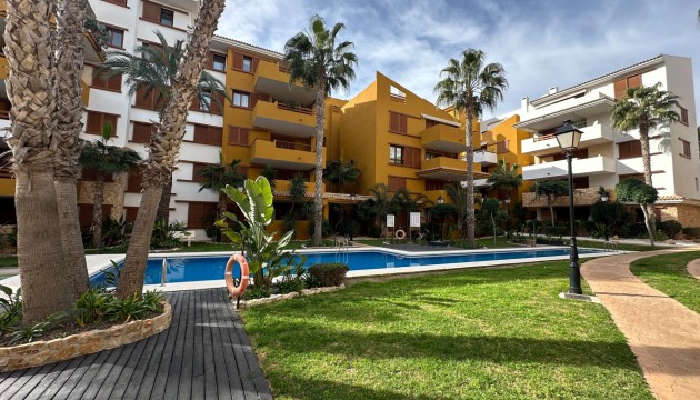 Wiederverkauf - Apartment - Orihuela Costa - Punta Prima