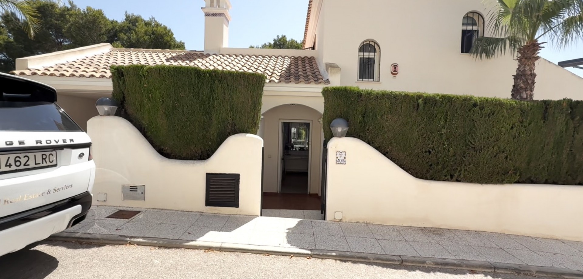 House in Campoamor R-5 - view 1