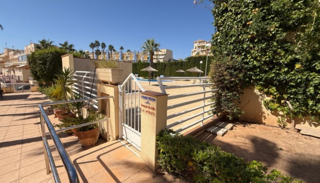 Resale - Apartment - Orihuela - Costa Blanca