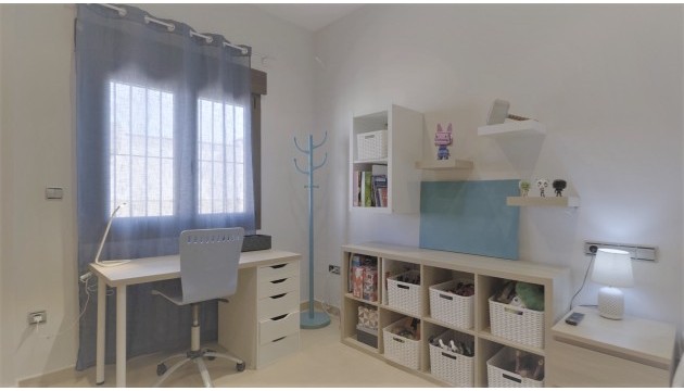 Resale - Detached Villa - Avileses