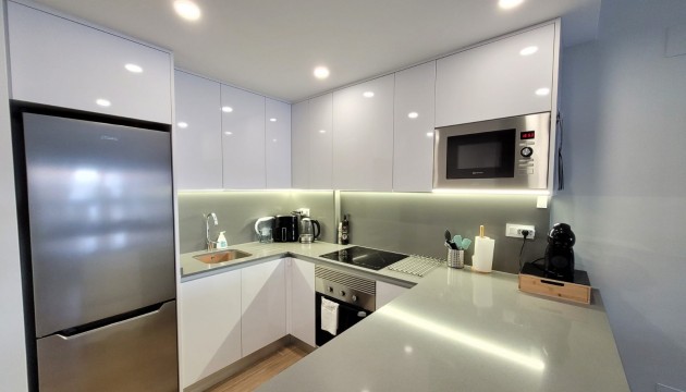 Resale - Apartment - Orihuela Costa - Villamartin