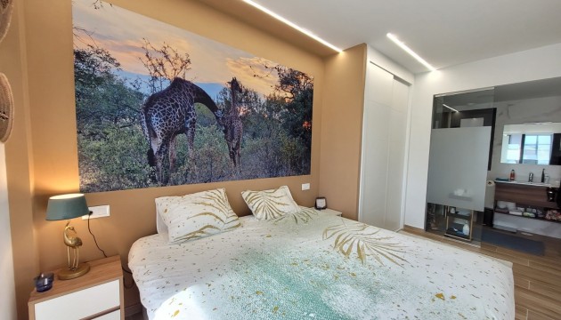 Resale - Apartment - Orihuela Costa - Villamartin