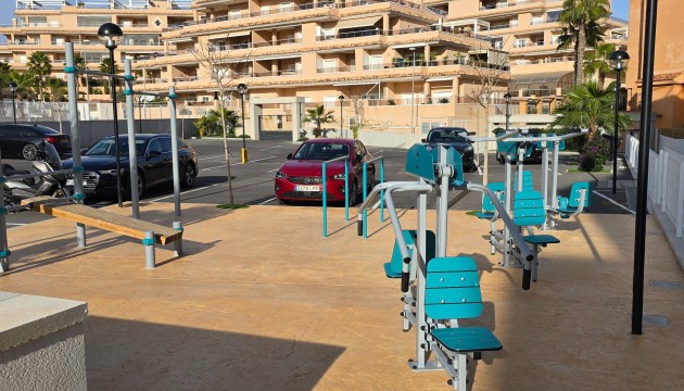 Resale - Apartment - Orihuela Costa - Villamartin