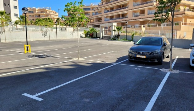 Resale - Apartment - Orihuela Costa - Villamartin