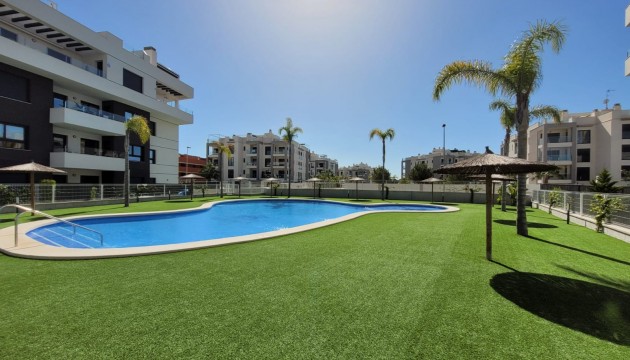 Resale - Apartment - Orihuela Costa - Villamartin