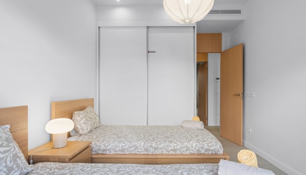 Begagnad - Parhus - La Marina