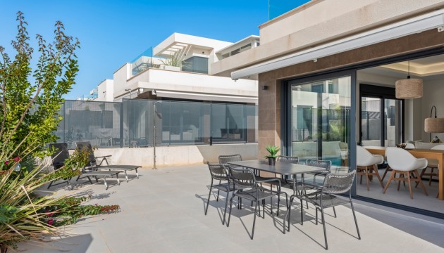 Begagnad - Parhus - La Marina