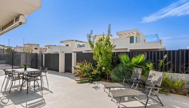 Begagnad - Parhus - La Marina