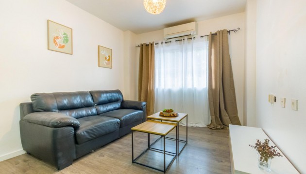 Resale - Apartment - Torrevieja
