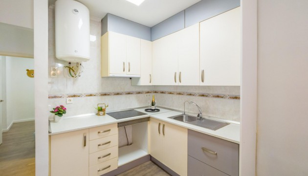 Resale - Apartment - Torrevieja