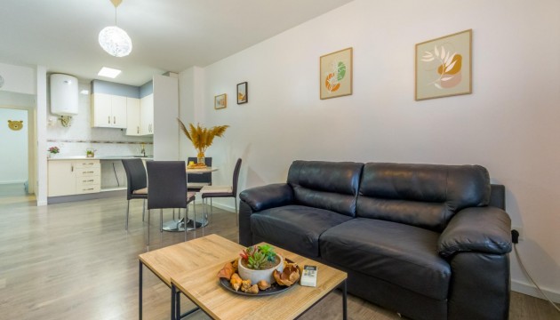 Resale - Apartment - Torrevieja