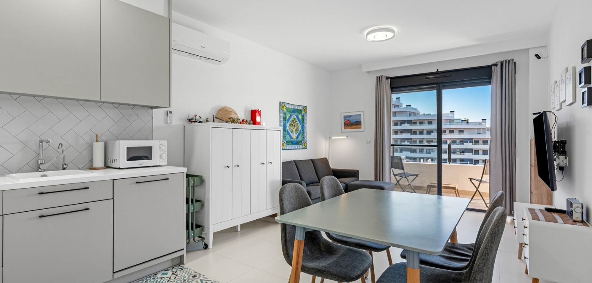 Apartment in San Miguel de Salinas - Image 5