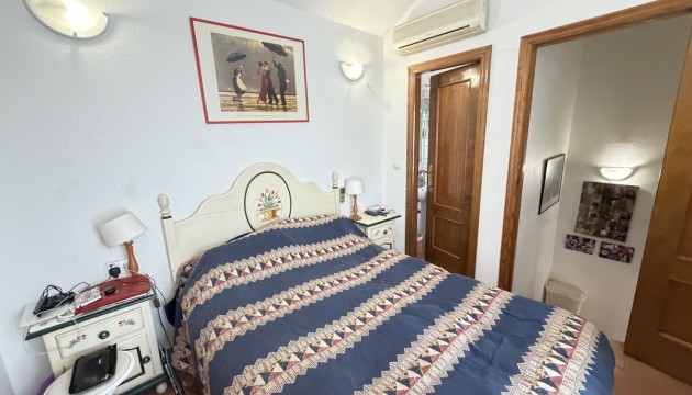 Resale - Bungalow - Orihuela Costa - Cabo Roig