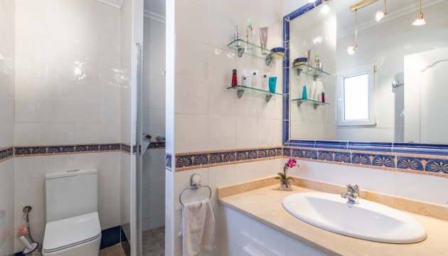 Resale - Apartment - Orihuela Costa - Los Dolses