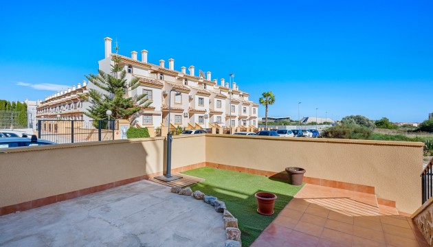 Resale - House - Orihuela Costa - Los Dolses