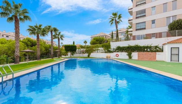 Resale - House - Orihuela Costa - Los Dolses