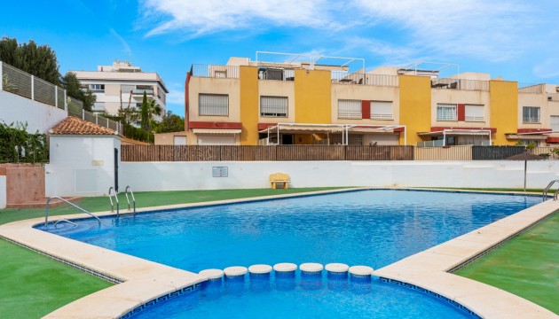 Resale - House - Orihuela Costa - Los Dolses
