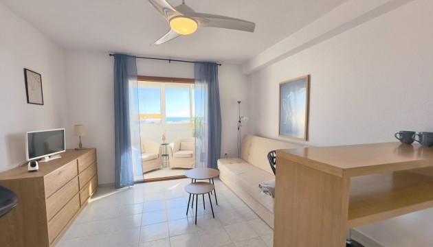 Begagnad - Studio - Torrevieja