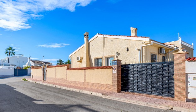 Resale - Detached Villa - Ciudad Quesada - Doña Pepa