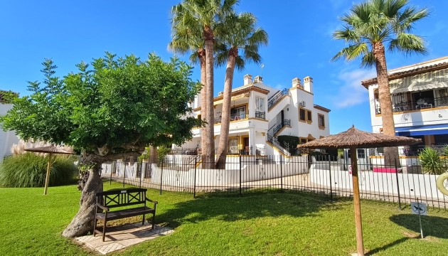 Resale - Townhouse - Orihuela Costa - Villamartín