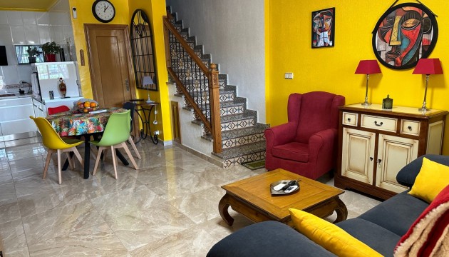 Herverkoop - Herenhuis - Bigastro