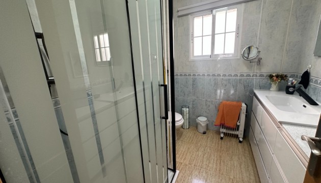 Herverkoop - Herenhuis - Bigastro