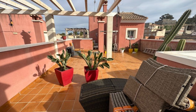 Herverkoop - Herenhuis - Bigastro