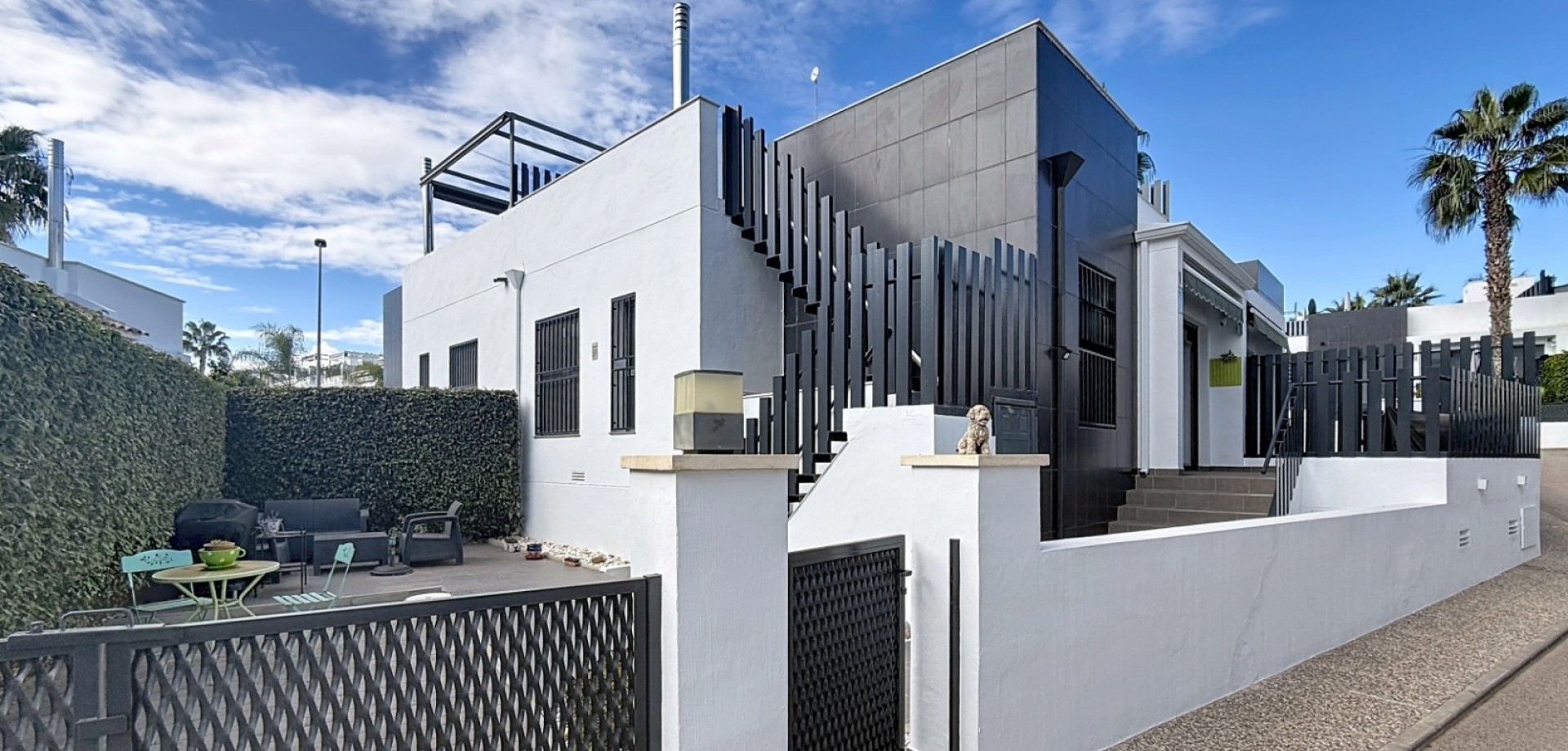 House in Villamartin - Image 2