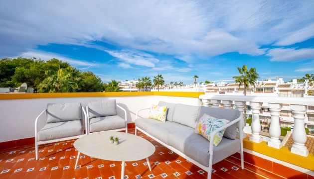 Resale - Detached Villa - Orihuela Costa - Villamartín