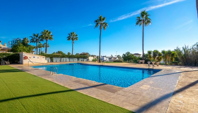 Resale - Detached Villa - Orihuela Costa - Villamartín
