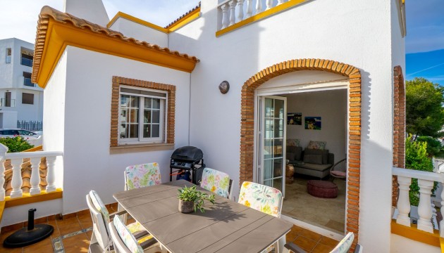 Resale - Detached Villa - Orihuela Costa - Villamartín