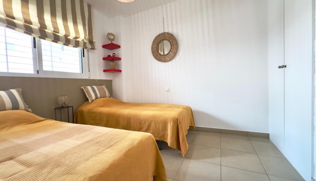Resale - Apartment - Orihuela Costa - Playa Flamenca