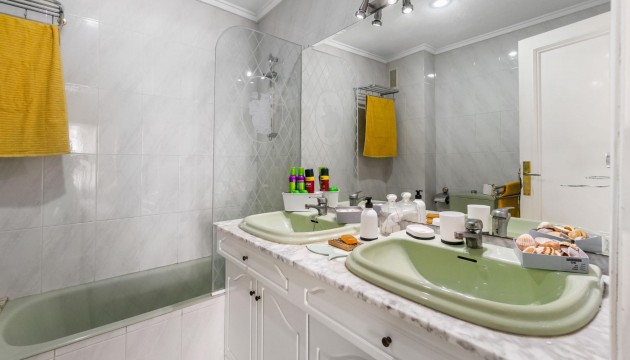 Begagnad - Lägenhet - Torrevieja