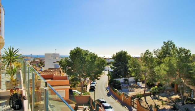 Resale - Apartment - Orihuela Costa - Villamartín