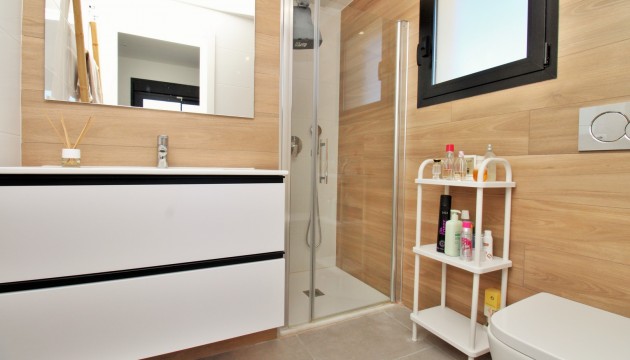 Resale - Apartment - Orihuela Costa - Villamartín