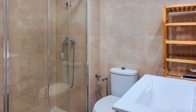 Resale - Apartment - Alicante