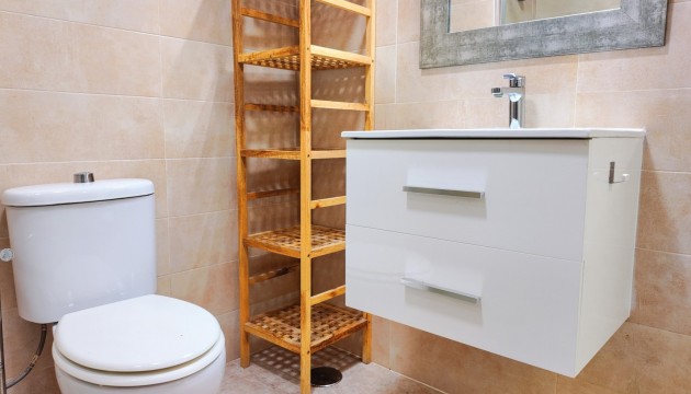 Resale - Apartment - Alicante