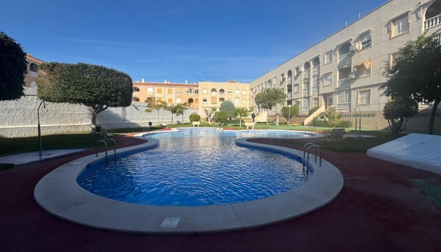 Resale - Apartment - Torrevieja - El Acequión - Los Náufragos