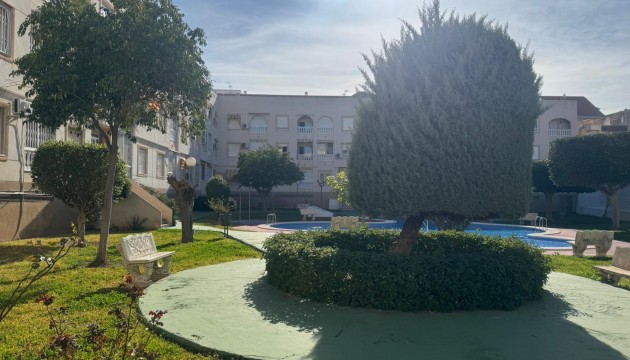 Resale - Apartment - Torrevieja - El Acequión - Los Náufragos