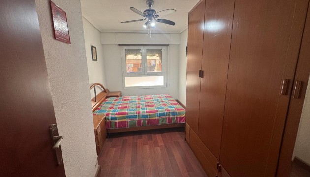 Resale - Apartment - Torrevieja - El Acequión - Los Náufragos
