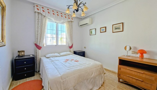 Resale - Detached Villa - Orihuela Costa - Villamartín